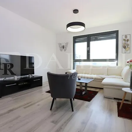 Einpark Fabulous With Private Parking 公寓 *