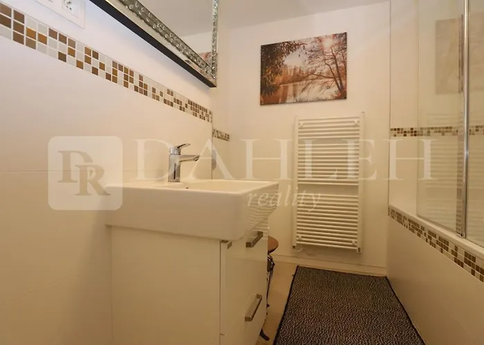 Einpark Fabulous With Private Parking *