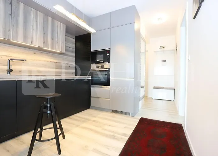 Einpark Fabulous With Private Parking *