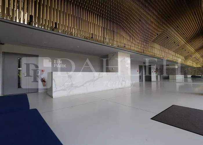 Einpark Fabulous With Private Parking