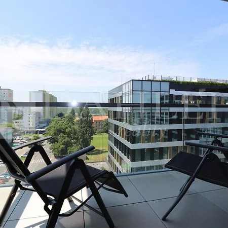 Einpark Fabulous With Private Parking